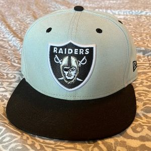 Raiders fitted sliver and black new era hat